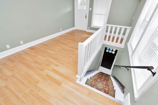 Photo - 2202 Kane St Unit B