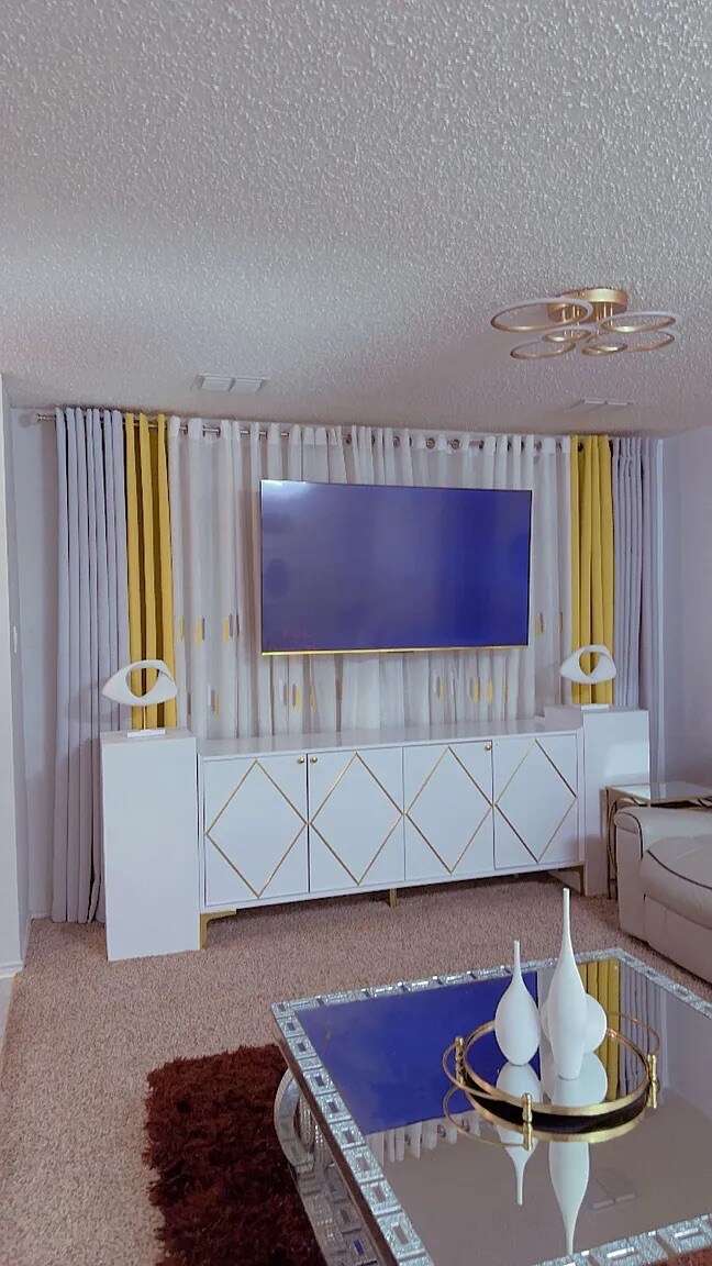 Room in House on Hunters Creek Dr