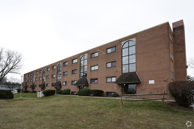 Pine Spring Gardens - Pine Spring Gardens