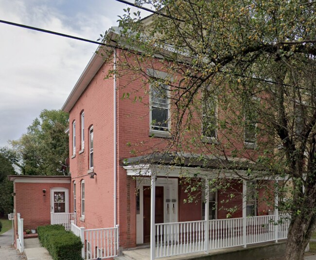 Photo - 18 S Bridge St