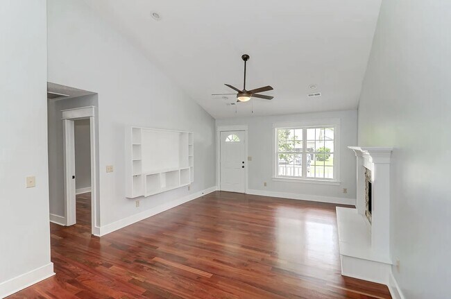 Photo - 6665 Bent Creek Dr