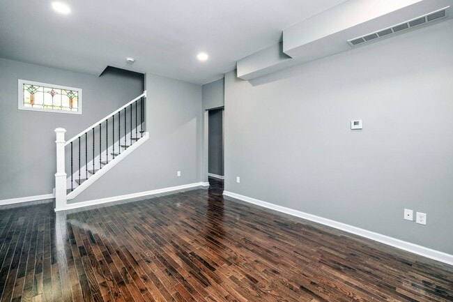 Photo - 422 E 15th Ave