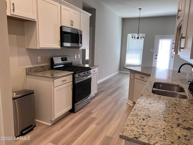 Photo - 304 Tall Meadows Ln