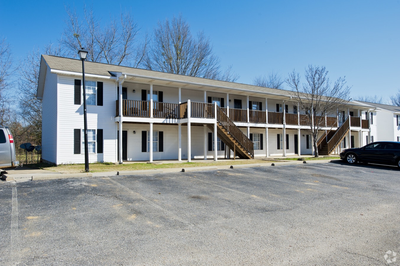Englewood Apartments - Englewood Apartments