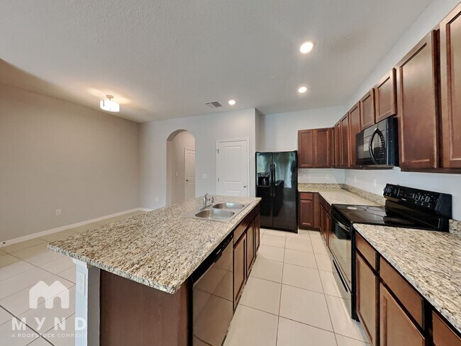 Photo - 16166 Traditional Bluff Pl