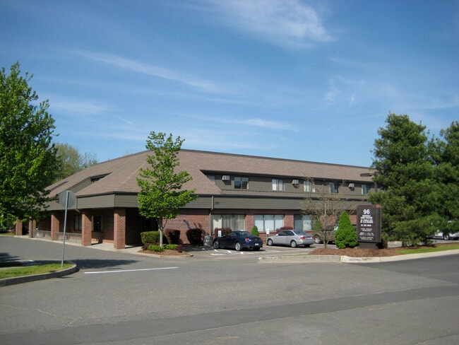 Building Photo - 96 Danbury Rd Unit G Rental