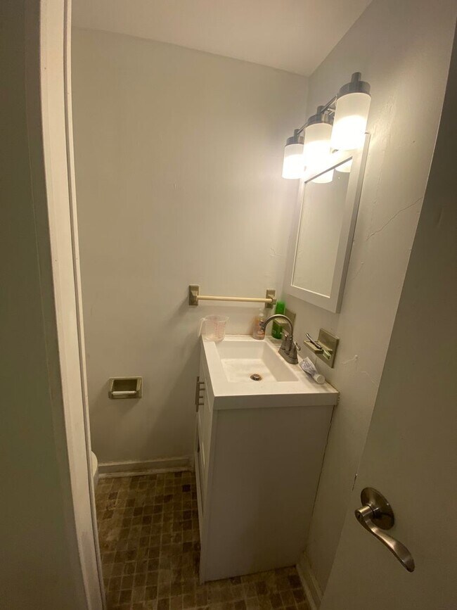 Photo - 275 N Dithridge St Unidad #01