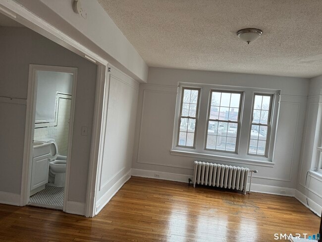 Photo - 144 Grove St Unit 310