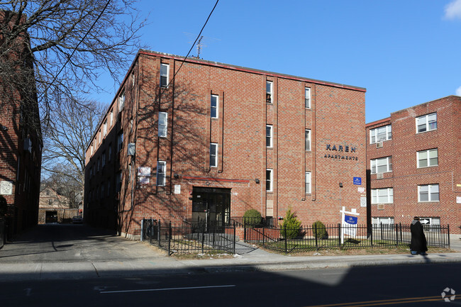 Garden Hill Apartments - Garden Hill Apartments