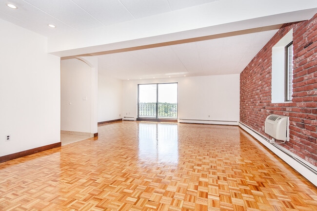 Building Photo - 31 Harris St Rental