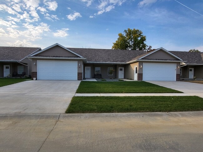 Building Photo - 2325 13th St