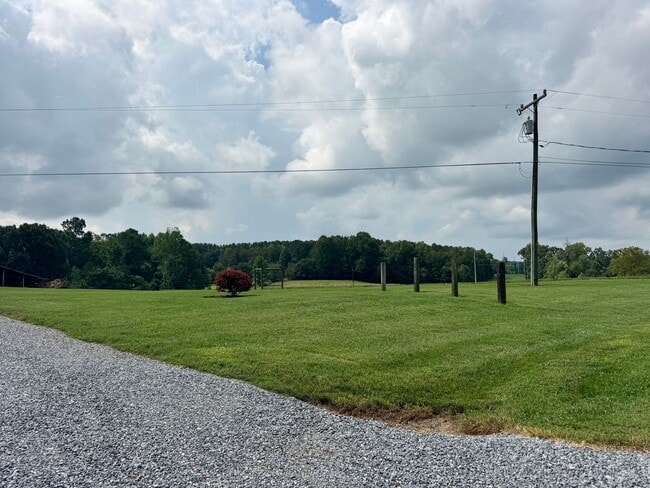 Photo - 103 Casar-Belwood Rd