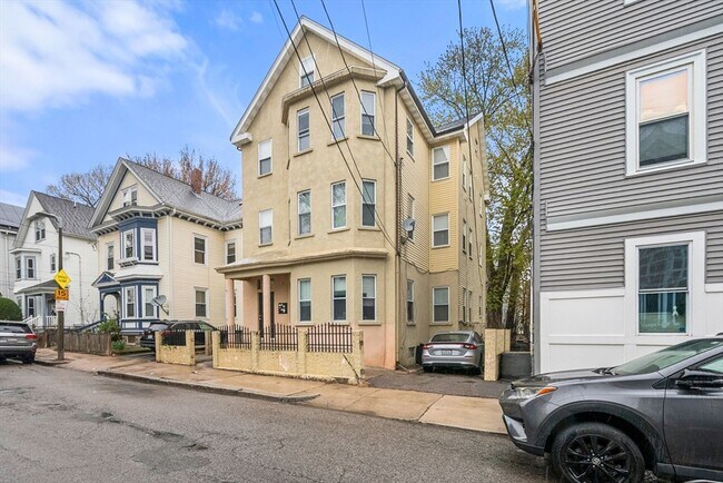 Photo - 66 Mozart St Unit 3
