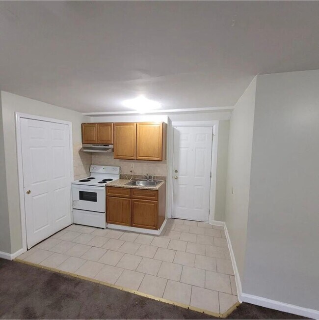 Photo - 239 Lehigh Ave Unidad G