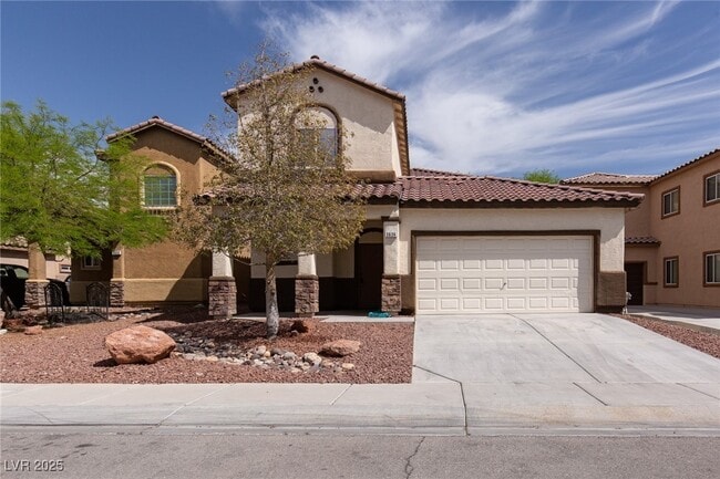 Photo - 3636 E Carisbrook Dr House