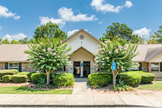 Leasing Office