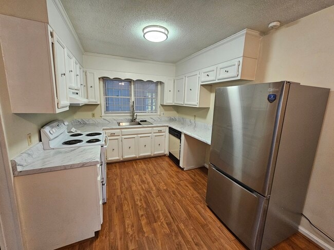 Photo - 4602 Norwich Rd