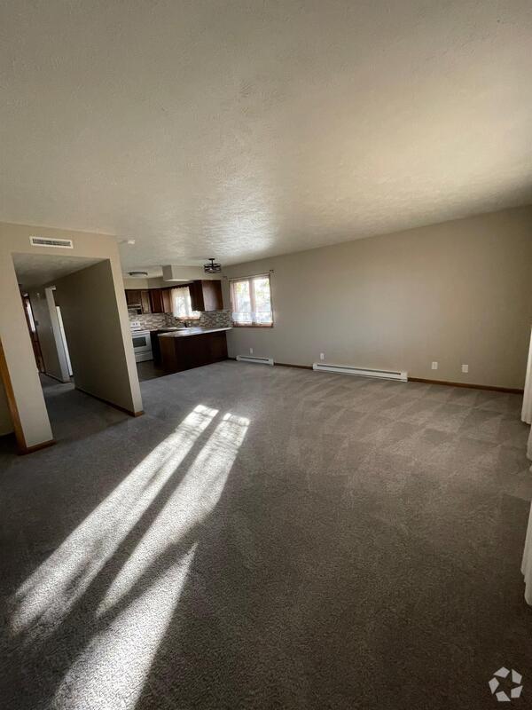 Building Photo - 443 South St Rental