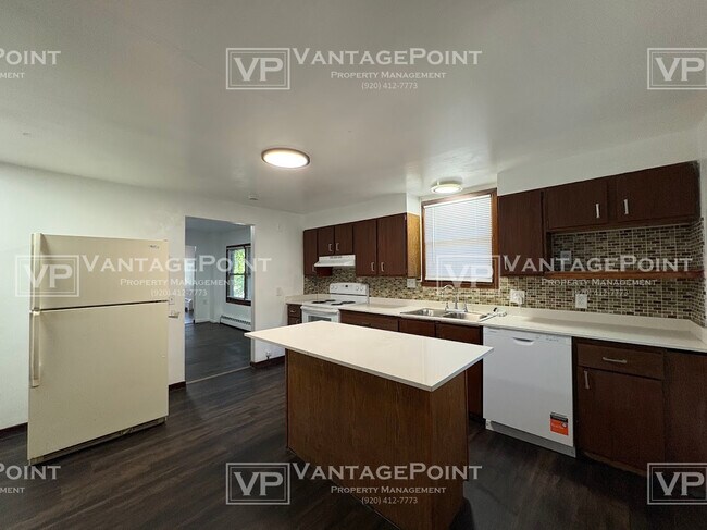 206 Amory St