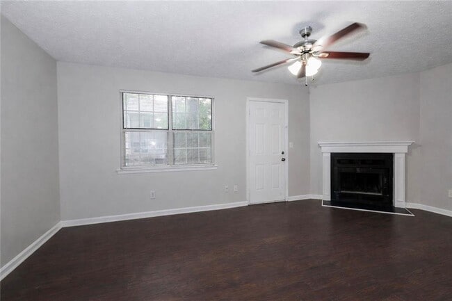 Photo - 7215 Crestside Dr