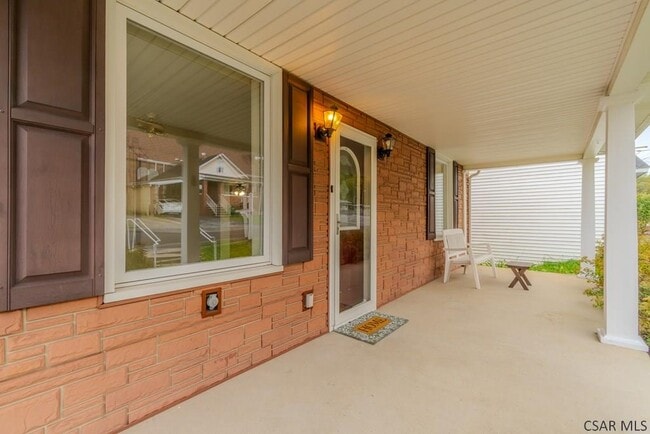 Photo - 703 Saybrook Pl