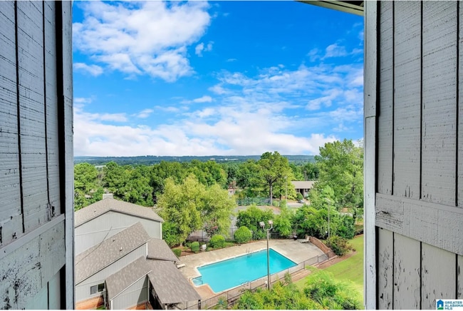 Photo - 422 Skyview Dr