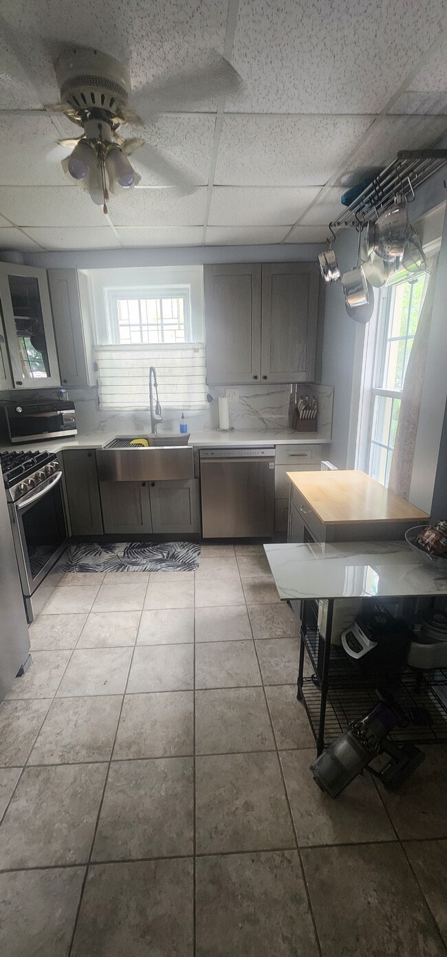 Photo - 58 Laurel Ave