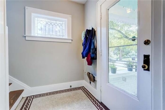 Photo - 144 Deerfield Dr