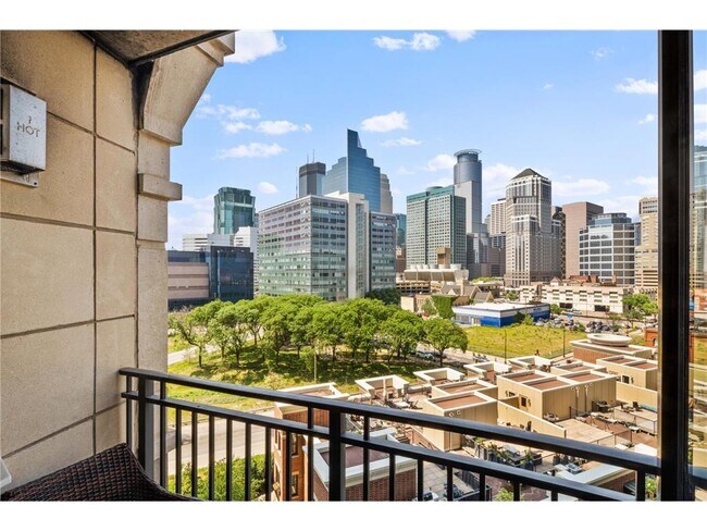 Photo - 500 E Grant St Unidad 708