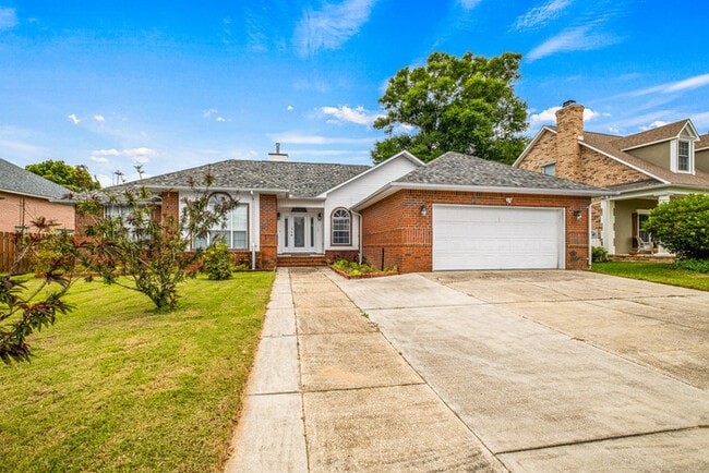 4/2 Cantonment Property in Kings Road Neig... - 4/2 Cantonment Property in Kings Road Neig...