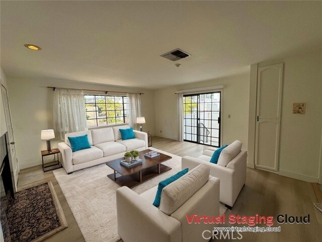 Photo - 526 S Catalina Ave