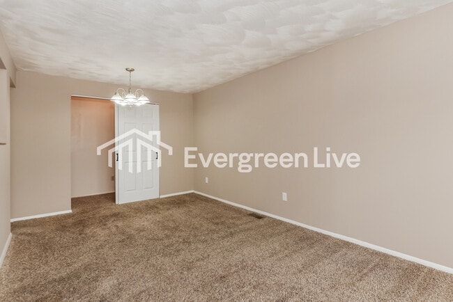 Photo - 7650 Damascus Dr