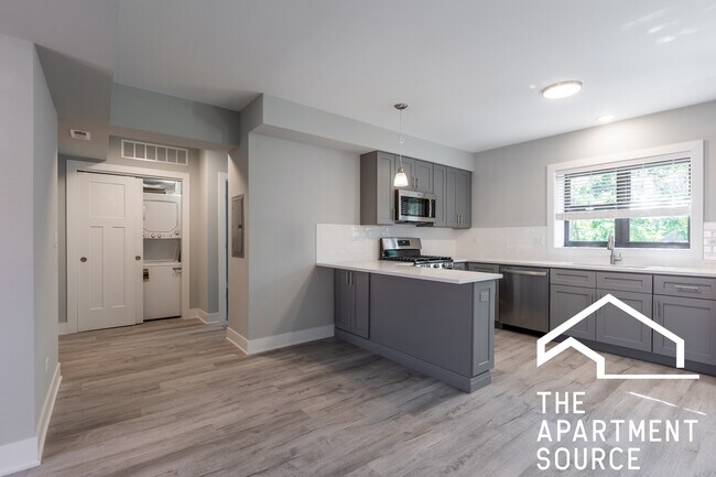 Photo - 1131 Oak Ave