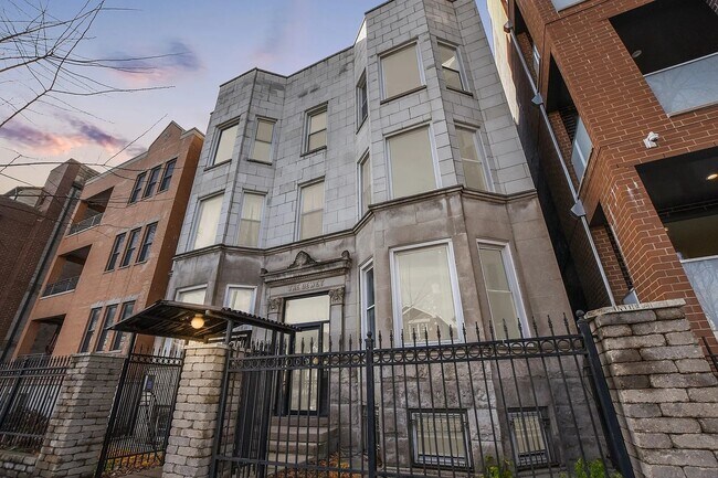 Photo - 2114 N California Ave