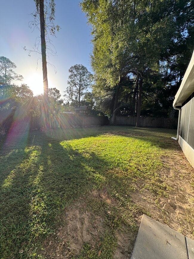 Photo - 629 NE 18th Ave