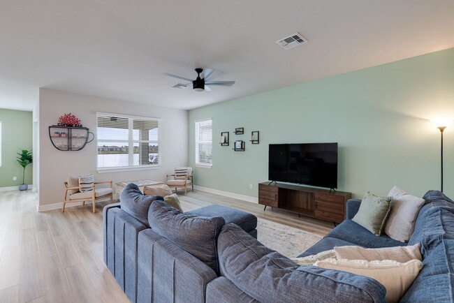 Photo - 44216 Saddlewood Ct