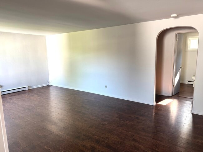 Photo - 225 E Panama Ave