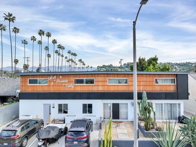 2561 W. Avenue 30