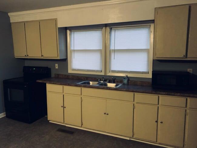 Photo - 1344 State University Dr Unidad 1