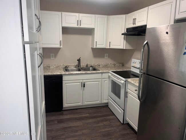 Photo - 6060 Mizzell Dr