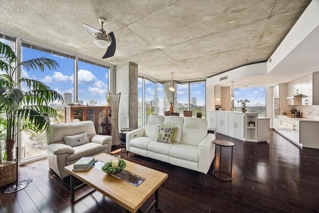 Photo - 5925 Almeda Rd Unit 11218