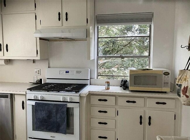 Photo - 1515 Beech Valley Way NE