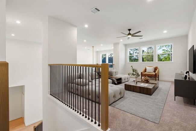 Photo - 1420 Flamingo St