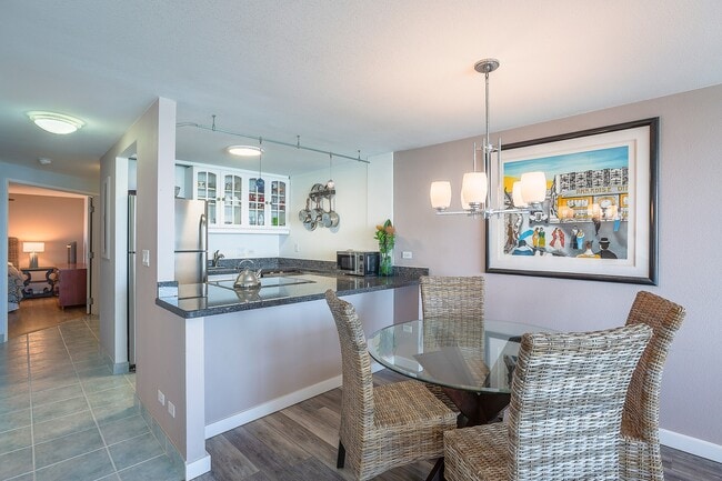 Photo - PENTHOUSE - BEACH FRONT End unit furnished 2/2/1PKG CONDO