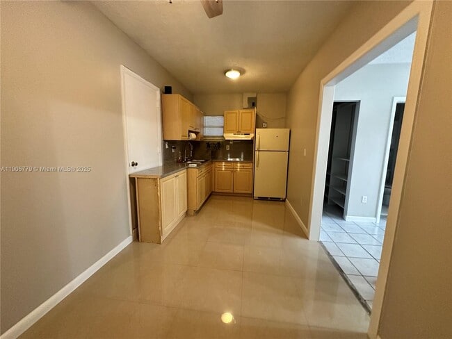 Photo - 5781 NW 192nd St Unidad A