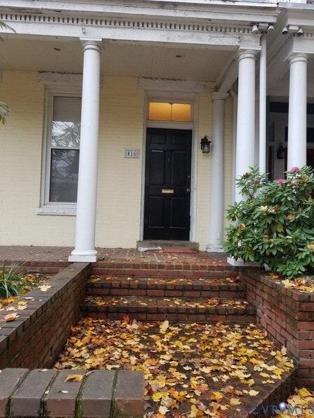 Building Photo - 416 Strawberry St