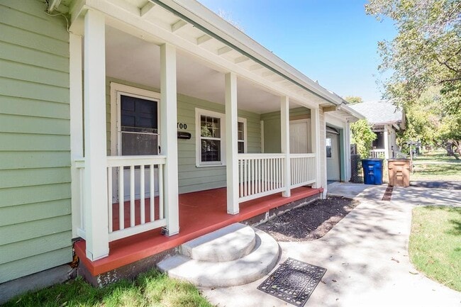 Photo - 4700 Evans Ave