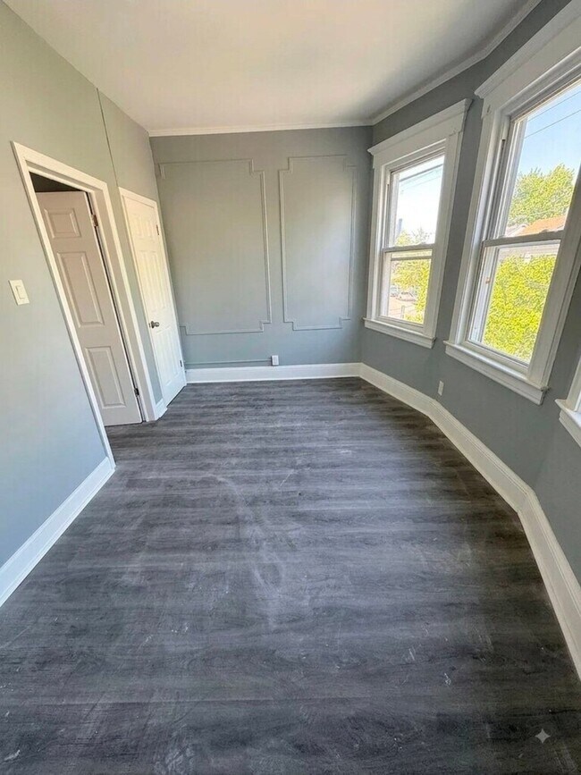 332 Hamilton Ave Unit 2