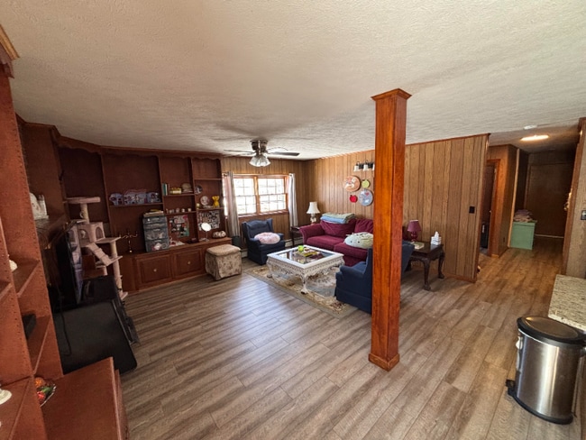 Photo - 181 Nathan's Ln