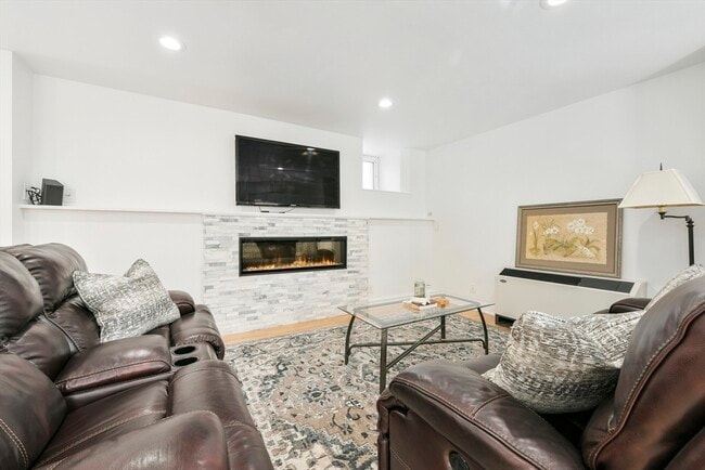Photo - 492 Beacon St Unit 82